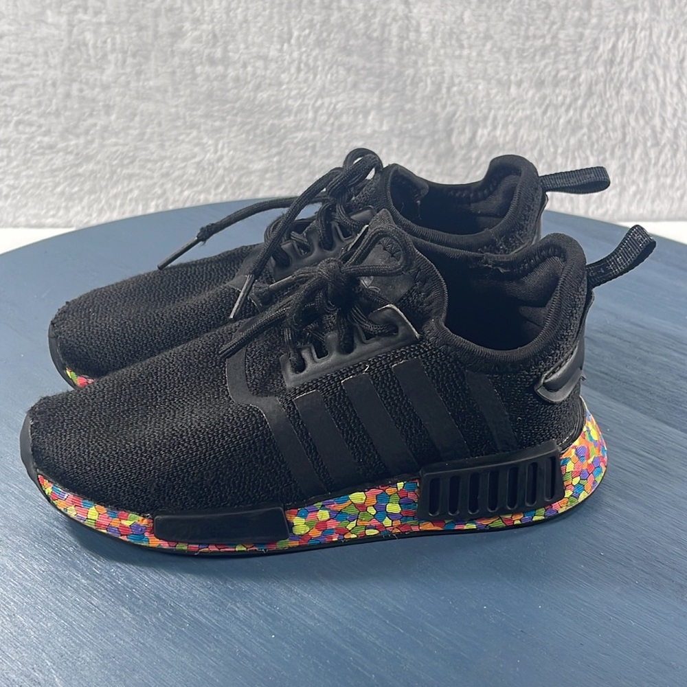 Adidas NMD R1 Unisex 10K Athletic Sneaker - Black Mosaic. - Picture 3 of 8